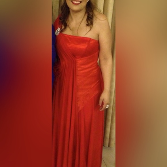 Draped One-Shoulder Gown red Prom wedding - Picture 2 of 4